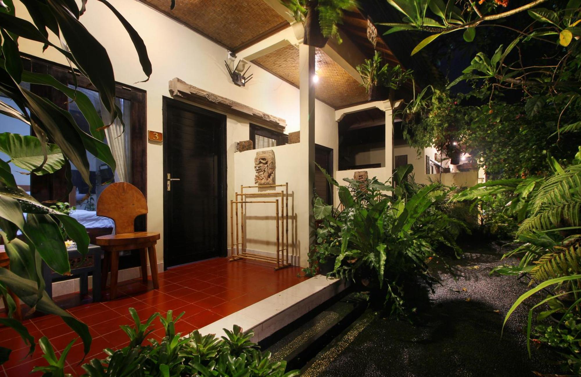 Sari Gong Guest House, A Trishula Collection Ubud Exterior foto